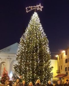 albero-natale-s-agostino