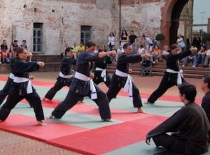 Sport in piazza Carmagnola