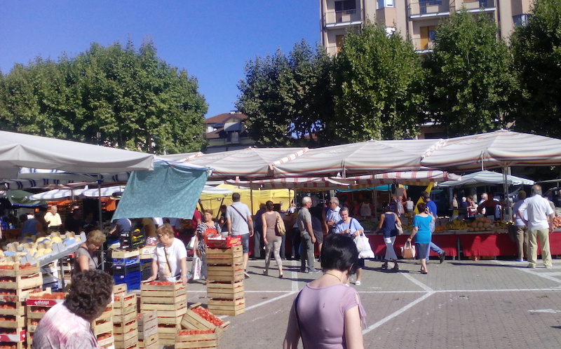 mercato ambulante carmagnola