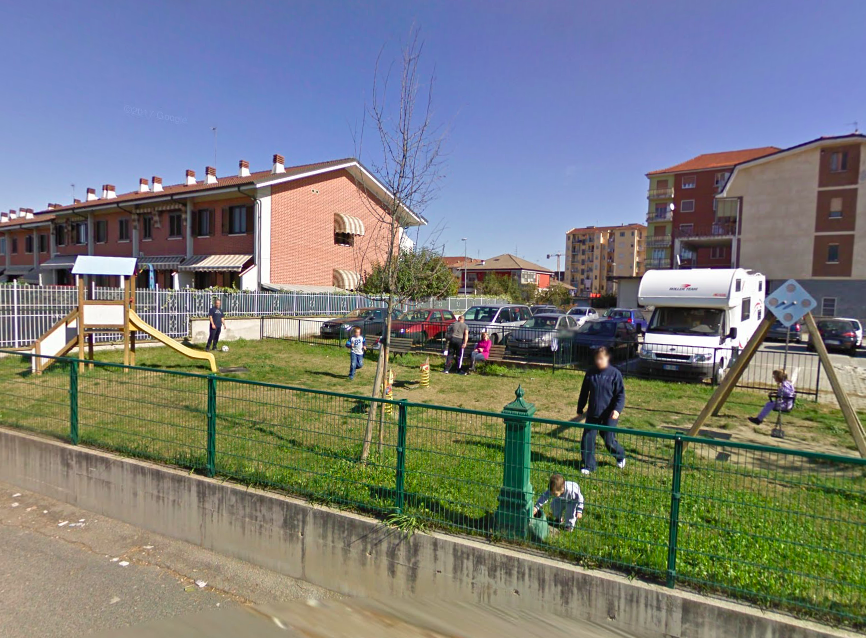 parco giochi bambini carmagnola via novara foto google street view