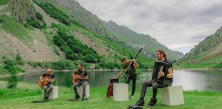 Prove in montagna per i Magasin du Café in vista del concerto live a Fossano del 10 luglio