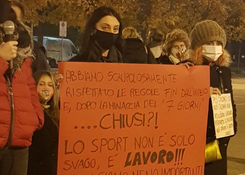 protesta dpcm carmagnola