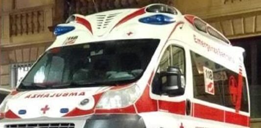 ambulanza croce rossa poirino