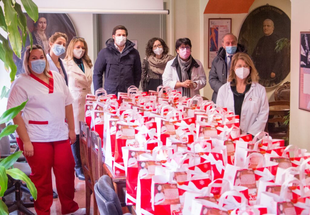 I panettoni donati al San Lorenzo dalla ditta Archilogy di Carmagnola