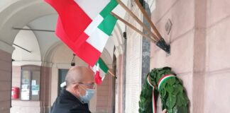 Racconigi inaugurazione lapide deportati