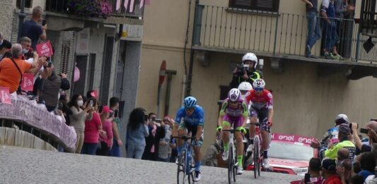 Santena tappa Giro d'Italia