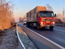ponte sul po grande viabilità carignano carmagnola regione piemonte