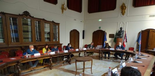 provincia cuneo caro energia