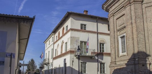 virle piemonte contributo economico centro civico polo scolastico progettazione