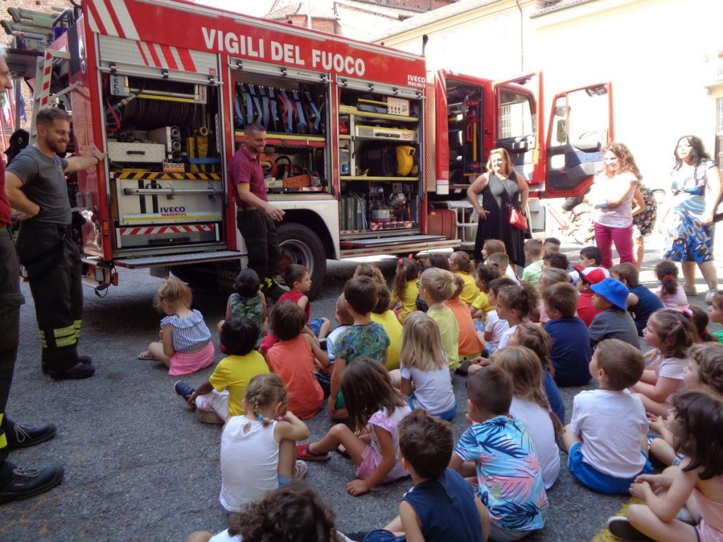 vigili del fuoco carmagnola infanzia