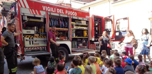 vigili del fuoco carmagnola infanzia