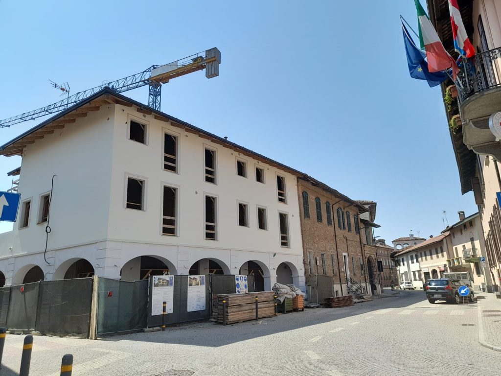 castagnole piemonte lavori open fiber fibra ottica centro edificio storico