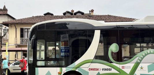 trasporto pubblico carmagnola bus scuole