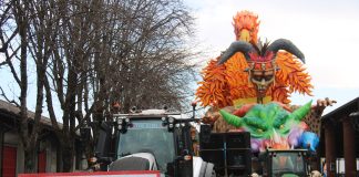 castagnole piemonte festa carnevale desbela scalenghe carro allegorico