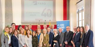 40 anni faro