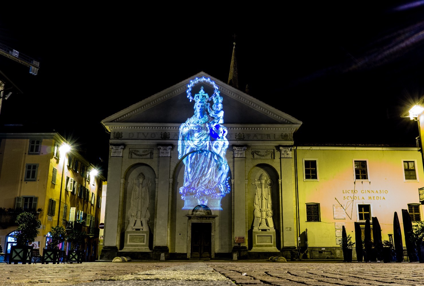 «La bellezza di Maria Immacolata salvi Carmagnola e il mondo»