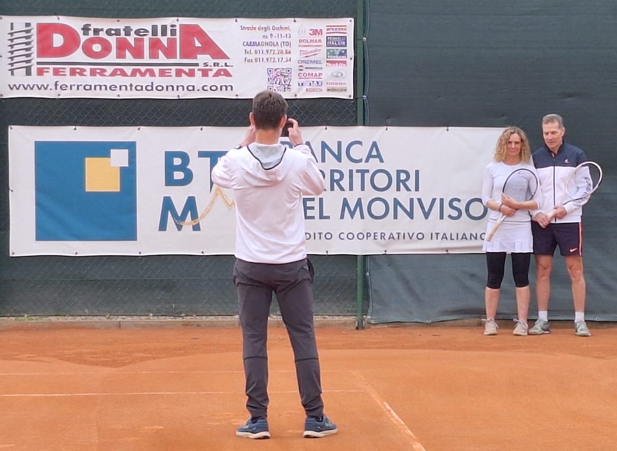 Successo per il torneo di tennis contro il cancro "Una volée per Candiolo"