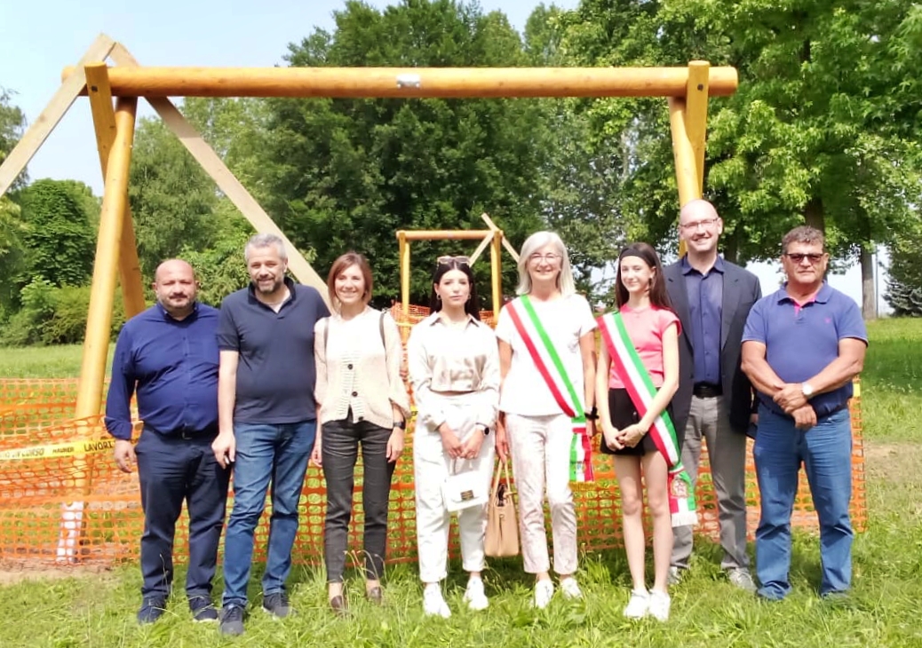 Carmagnola: piace la nuova "funivia ludica" nel parco della Vigna