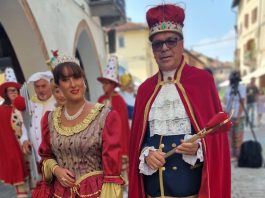 Carnevale di Carmagnola 2025 programma carri Re Peperone maschere